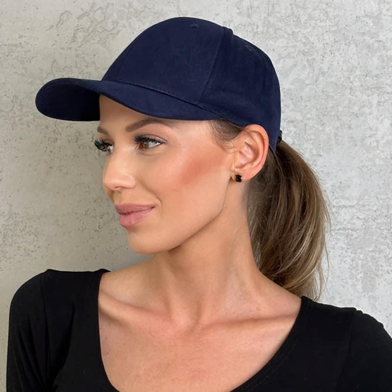 Rodzaje czapek z daszkiem i rozmiary