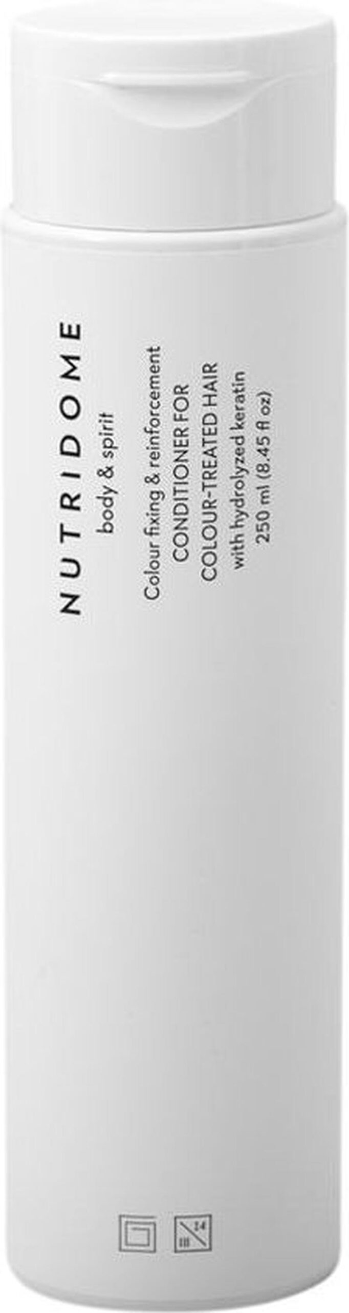 Utrwalanie koloru farbowanych ubrań