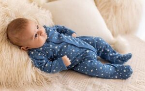 Jaki rozmiar ubranek wybrać dla 6-miesięcznego dziecka?