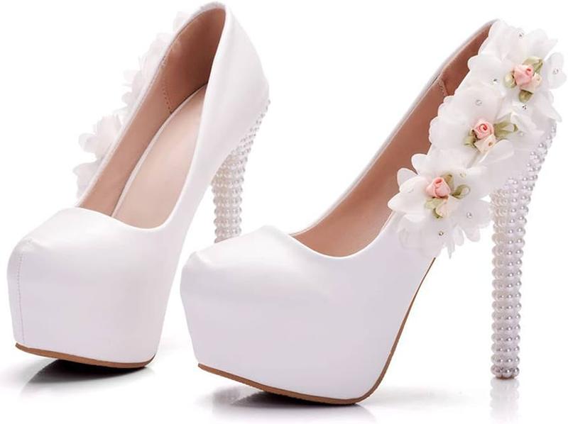 Jakie buty do szyfonowej sukienki wybrać, aby zachwycać stylem?