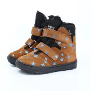 Jakie buty na zimę dla 3 latka wybrać, aby zapewnić mu ciepło i wygodę?