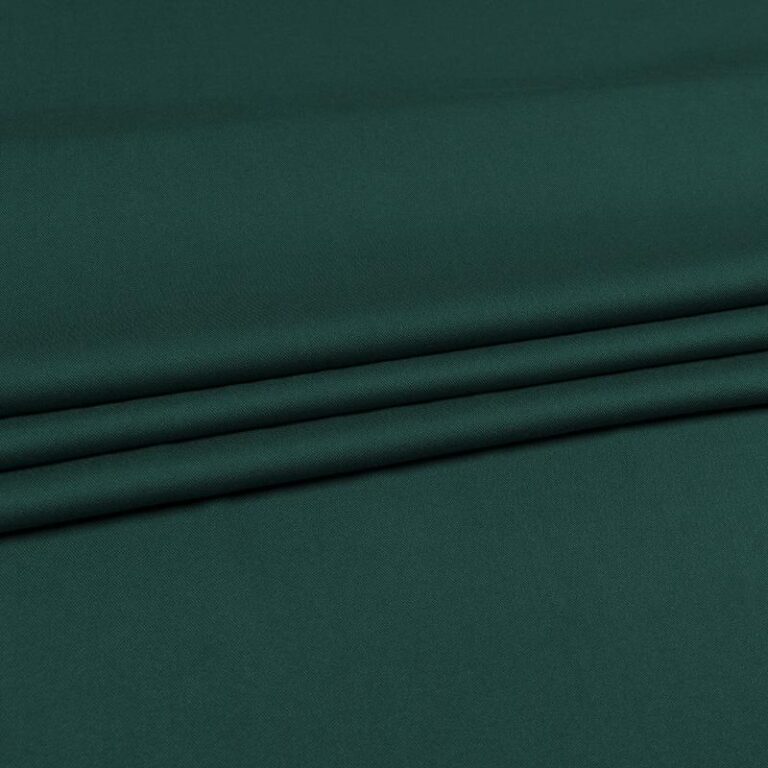 Jakie buty pasują do sukienki w kolorze butelkowej zieleni? Oto nasze propozycje!