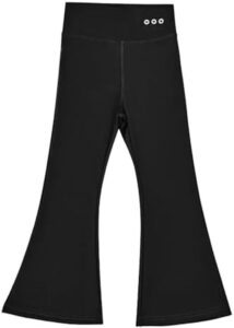 Stylizacje z spódnicą jak dzwon – jak nosić modny krój tej wiosny?