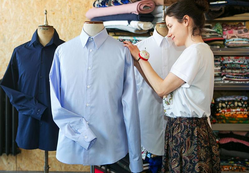 Twój pierwszy projekt: jak uszyć koszulę damską krok po kroku