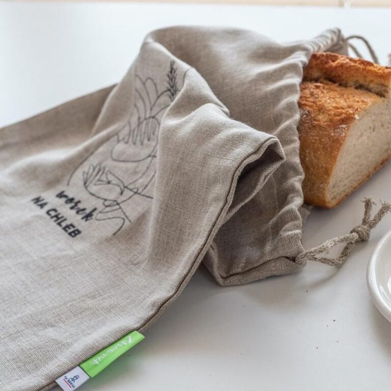 Praktyczny przewodnik: Jak uszyć worek na chleb w kilku prostych krokach